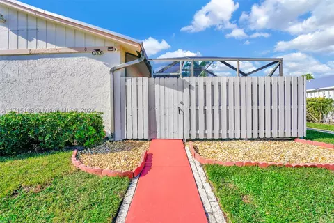 8853 Andy Ct #C, Boynton Beach, FL 33436