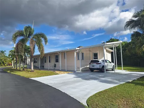 35303 SW 180th Ave #LOT 323, Homestead, FL 33034