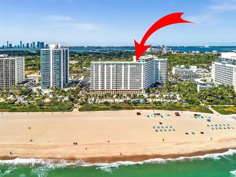 2899 Collins Ave #1604, Miami Beach, FL 33140