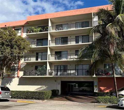 7801 Abbott Ave #502, Miami Beach, FL 33141