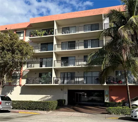 7801 Abbott Ave #502, Miami Beach, FL 33141