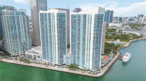 335 S Biscayne Blvd #2103, Miami, FL 33131