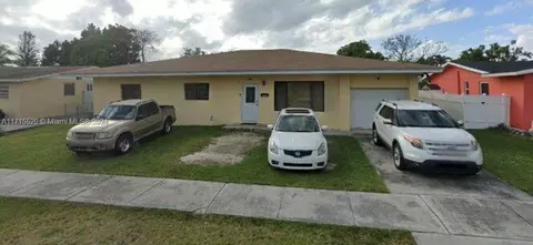 19726 SW 118th Ct, Miami, FL 33177