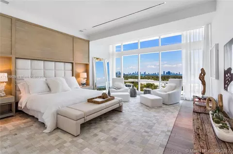 102 24th St #PH-1617, Miami Beach, FL 33139