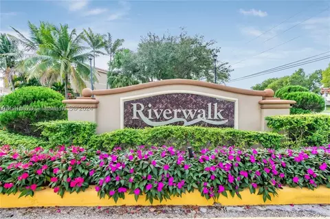240 Riverwalk Cir, Sunrise, FL 33326