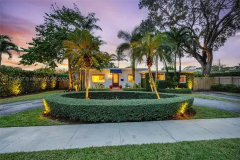 6100 SW 44th Ter, Miami, FL 33155