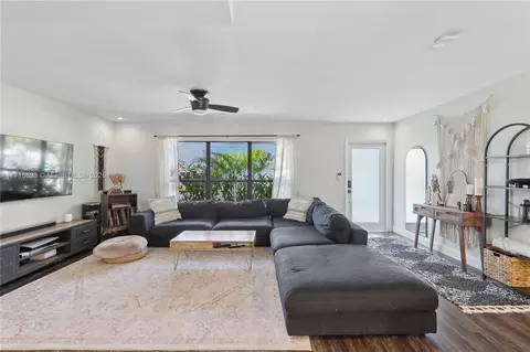 3570 NW 113th Ter, Sunrise, FL 33323