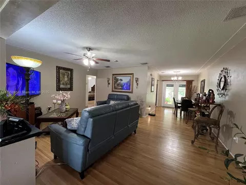 Living - 546 E 27th St, Hialeah, FL 33013 photo 1 of 2
