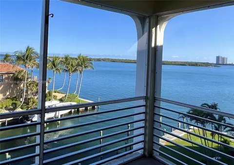 105 Paradise Harbour Blvd #507, North Palm Beach, FL 33408