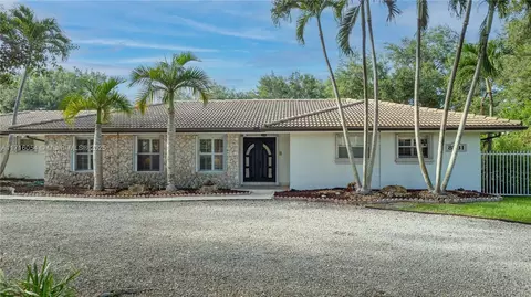 8831 SW 124th St, Miami, FL 33176