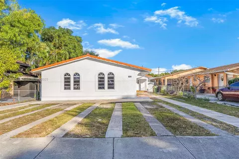 1341 SE 9th Ave, Hialeah, FL 33010