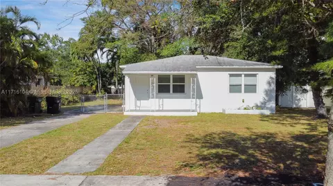 1045 NE 130th St, North Miami, FL 33161