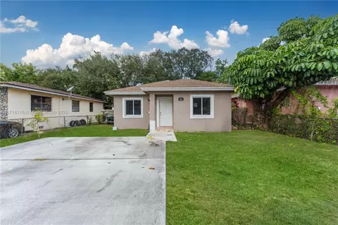 1971 NW 57th St, Miami, FL 33142