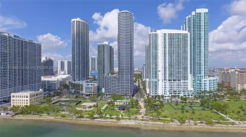 488 NE 18 St #801, Miami, FL 33132