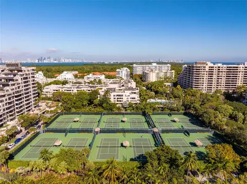161 Crandon Blvd #417, Key Biscayne, FL 33149