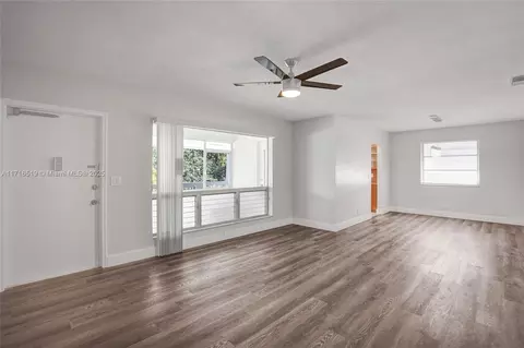 540 S Luna #7, Hollywood, FL 33021