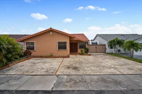 13732 SW 16th Ter, Miami, FL 33175
