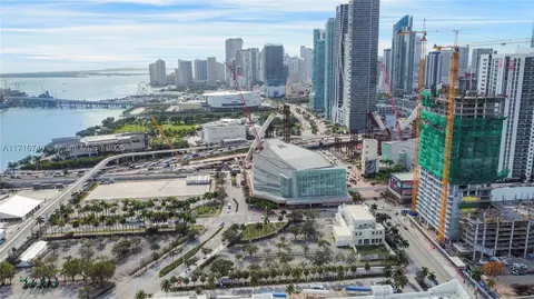 1717 N Bayshore Dr #A-2252, Miami, FL 33132