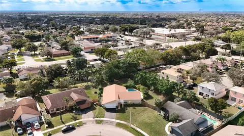 5101 NW 87th Ave, Lauderhill, FL 33351