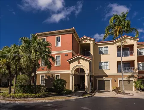 4702 SW 160th Ave #332, Miramar, FL 33027