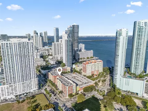 2001 Biscayne Blvd #2121, Miami, FL 33137 photo 1