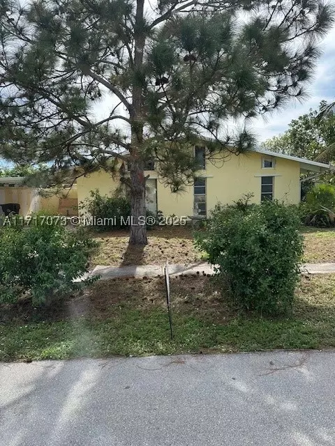 1414 6th St, West Palm Beach, FL 33401