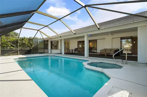 2581 SE Caladium Ave, Port Saint Lucie, FL 34952