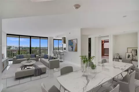 2000 Island Blvd #608, Aventura, FL 33160