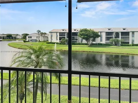 1013 Green Pine Blvd #C2, West Palm Beach, FL 33409