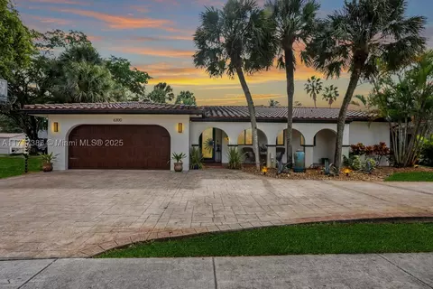 6300 Simmons St, Miami Lakes, FL 33014 photo 1