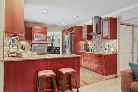 6300 Simmons St, Miami Lakes, FL 33014 photo 11