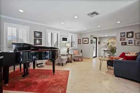 6300 Simmons St, Miami Lakes, FL 33014 photo 6