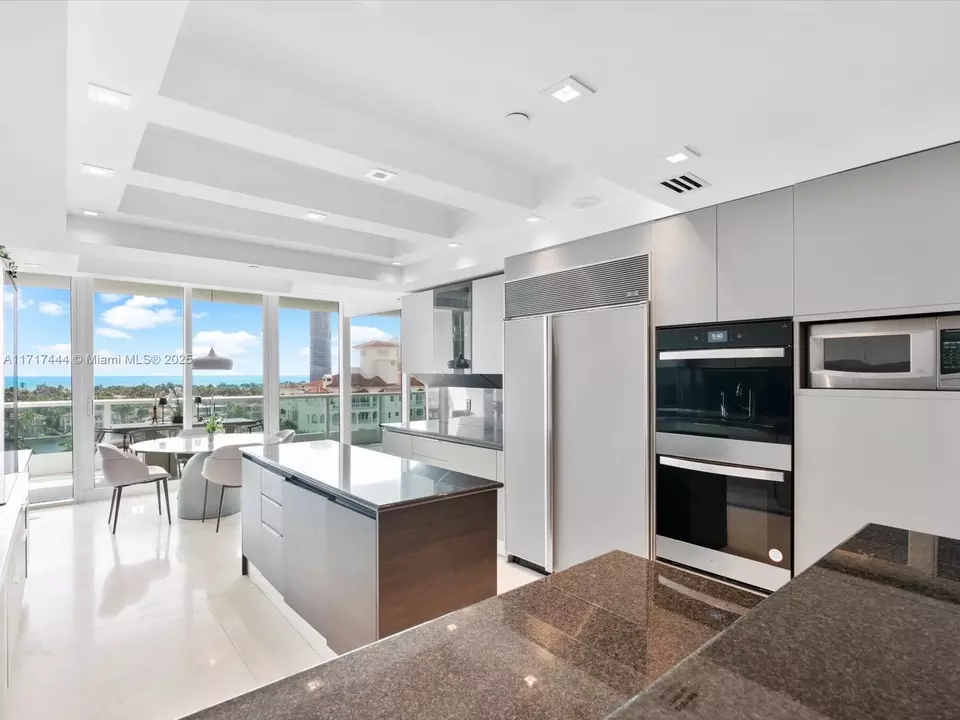 Kitchen - 19955 NE 38th Ct #1103, Aventura, FL 33180 photo 1 of 7