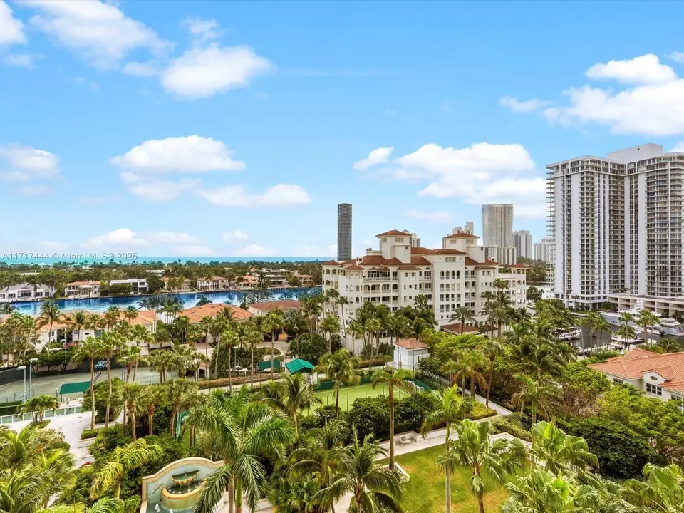 View/Area - 19955 NE 38th Ct #1103, Aventura, FL 33180 photo 3 of 4
