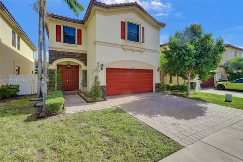 8831 W 34th Ct, Hialeah, FL 33018