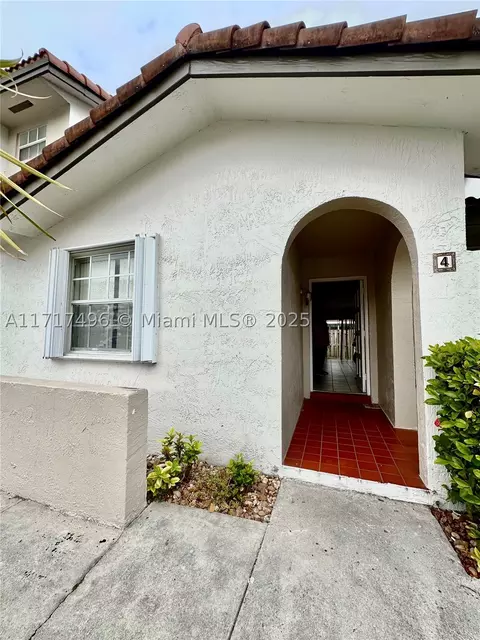13465 SW 62nd St #4, Miami, FL 33183