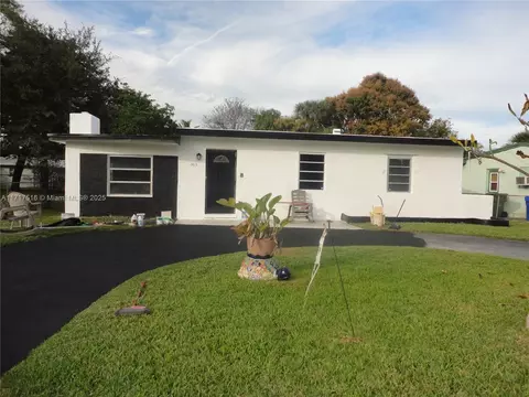 1413 NW 10th Pl, Fort Lauderdale, FL 33311
