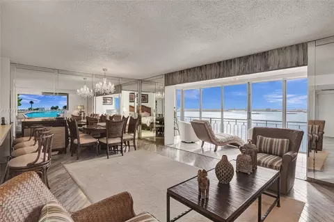 11111 Biscayne Blvd #19F, Miami, FL 33181