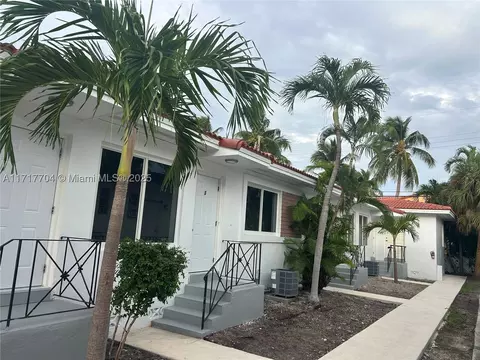 8201 Abbott Ave, Miami Beach, FL 33141