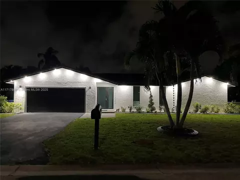1232 NW 85th Ter, Coral Springs, FL 33071