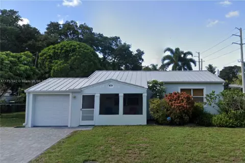 901 SW 18th Ct, Fort Lauderdale, FL 33315