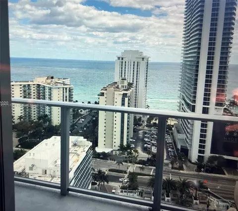 4010 S Ocean Dr #R2105, Hollywood, FL 33019