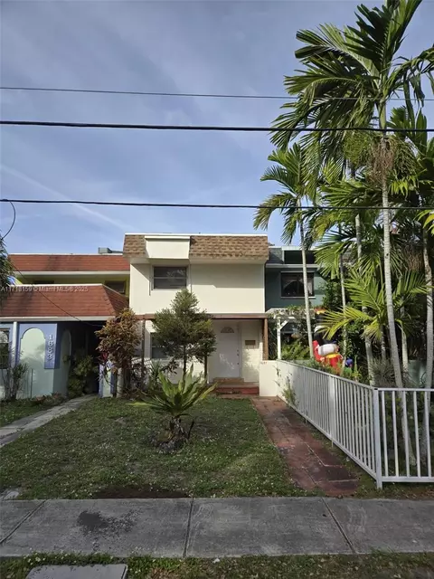 1687 NE 142nd St, North Miami, FL 33181