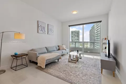 1080 Brickell Ave #2807, Miami, FL 33131