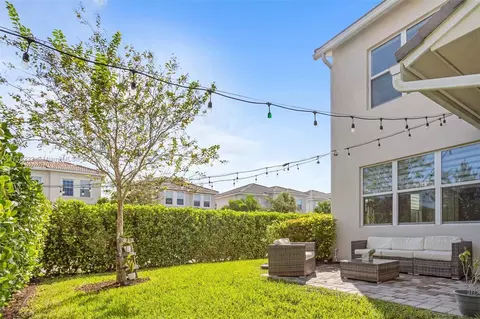 Exterior - 4705 Eucalyptus Dr, Hollywood, FL 33021 photo 2 of 9