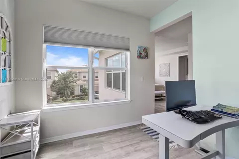Other - 4705 Eucalyptus Dr, Hollywood, FL 33021 photo 4 of 13