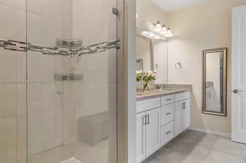 Bath - 4705 Eucalyptus Dr, Hollywood, FL 33021 photo 1 of 2