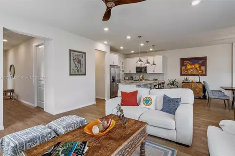 Other - 4705 Eucalyptus Dr, Hollywood, FL 33021 photo 1 of 13