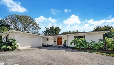 8540 SW 146th St, Palmetto Bay, FL 33158
