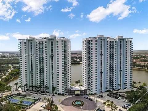 2681 N Flamingo Rd #505S, Sunrise, FL 33323